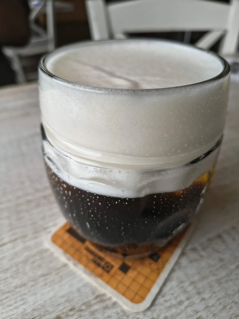 Nalewanie piwa w stylu czeskim